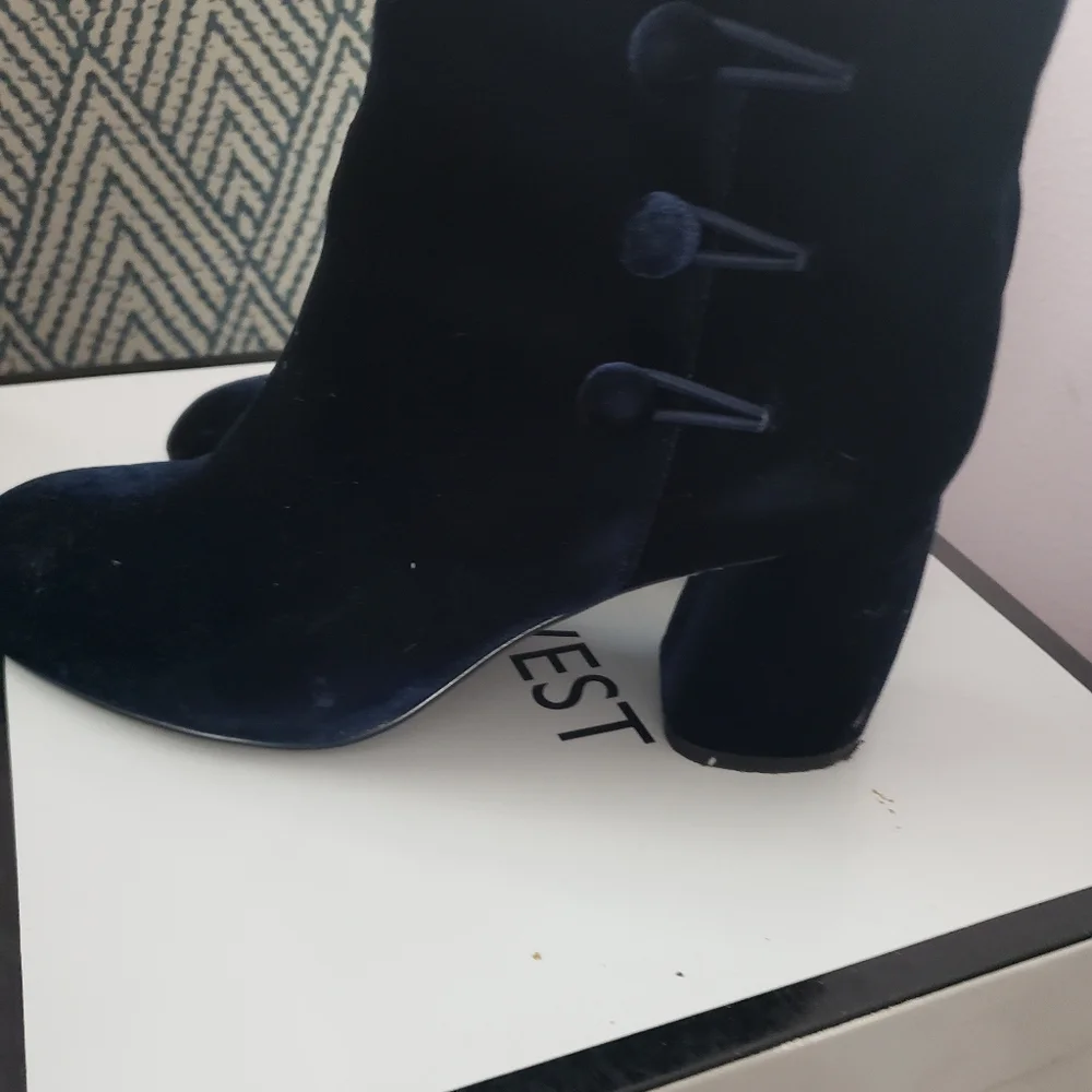 Booties - Picture 3 of 6